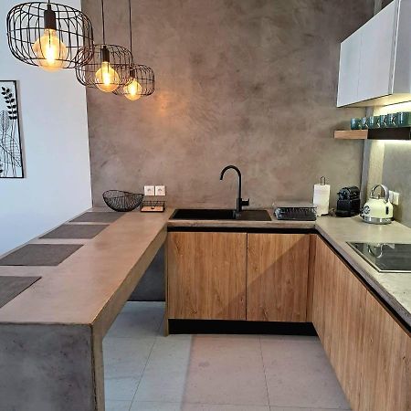 Courtyard Luxury Suites “Marianthi” Pefki Exterior foto
